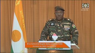 Niger's junta warns against military intervention, vows return to civilian rule within 3 years