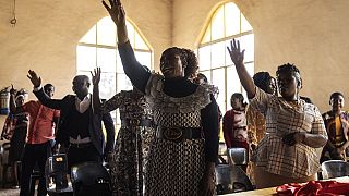 Zimbabweans pray for peaceful elections
