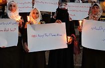 نساء يتظاهرن في الذكرى العاشرة للهجوم الكيميائي في الغوطة