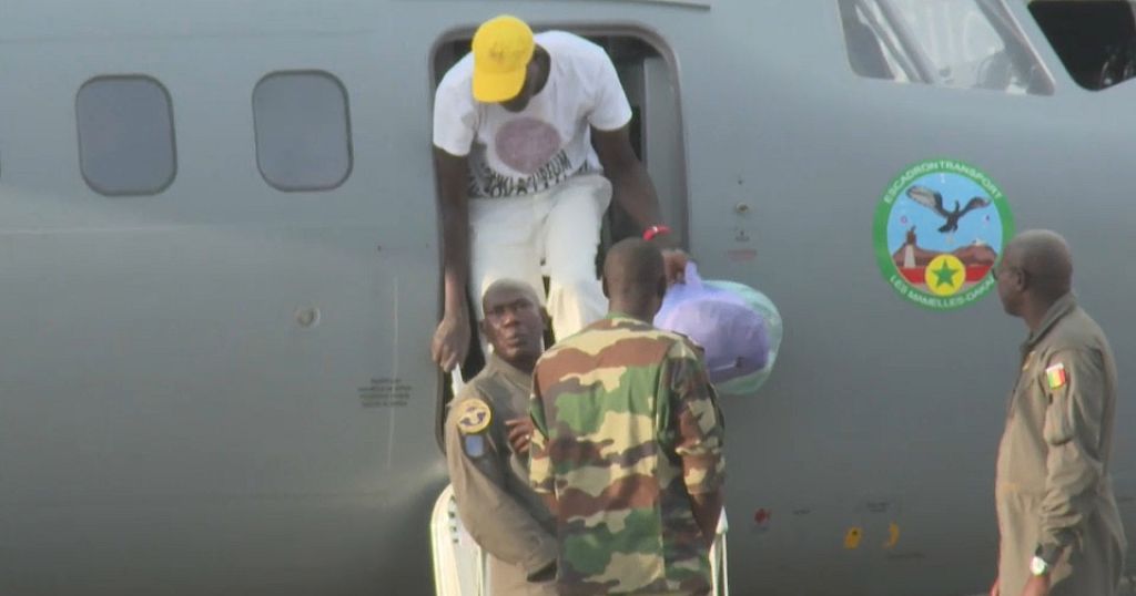 Senegal repatriates 40 survivors of deadly crossing in Cape Verde