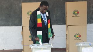 Zimbabwean President Emmerson Mnangagwa re-elected with 52.6% of the vote
