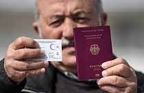 Alman pasaportu alan Türk göçmen