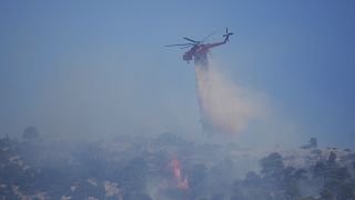 Тушение пожара в районе горы Парнис