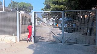 Rotes-Kreuz-Aufnahmezentrum in Lampedusa