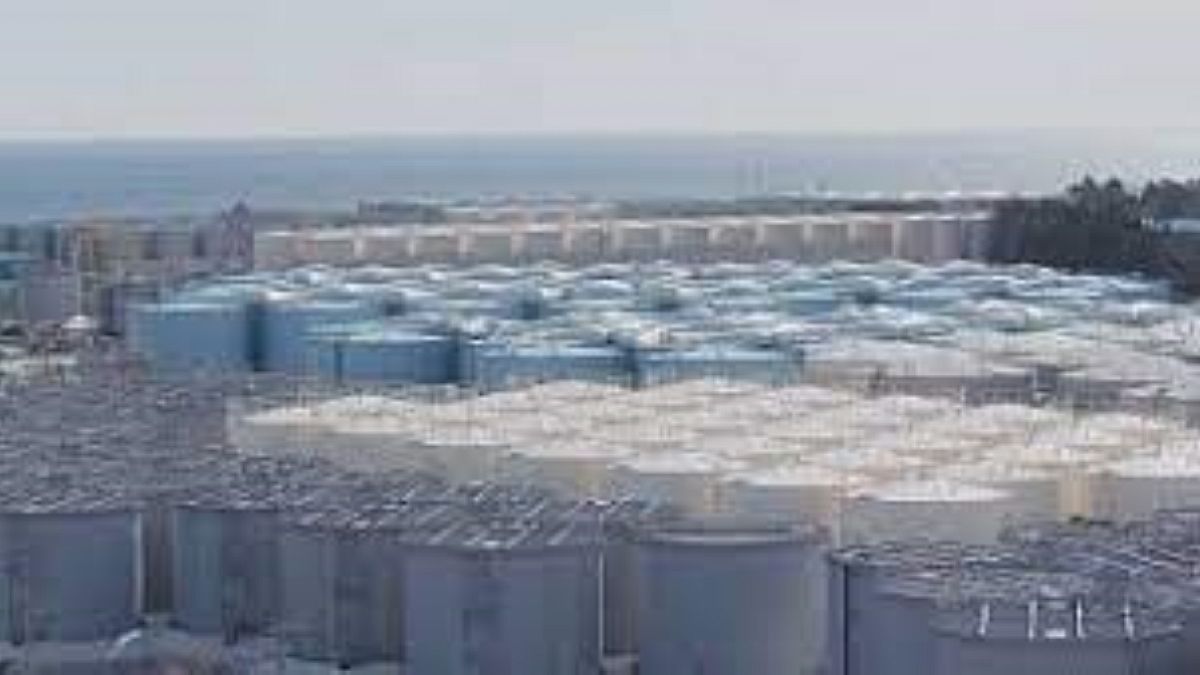 Stockage de l'eau traitée de la centrale nucléaire de Fukushima, au Japon.