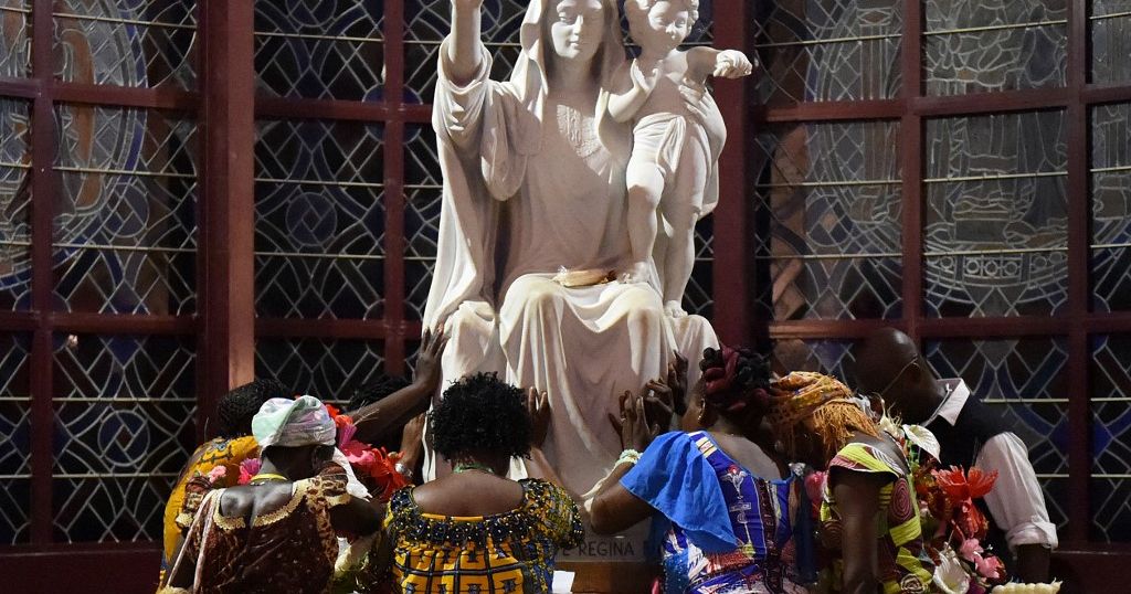 Paul Kagame issues warning to Catholic tourists who “worship poverty”