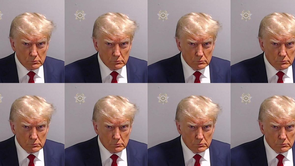 La foto de Donald Trump en la ficha policial