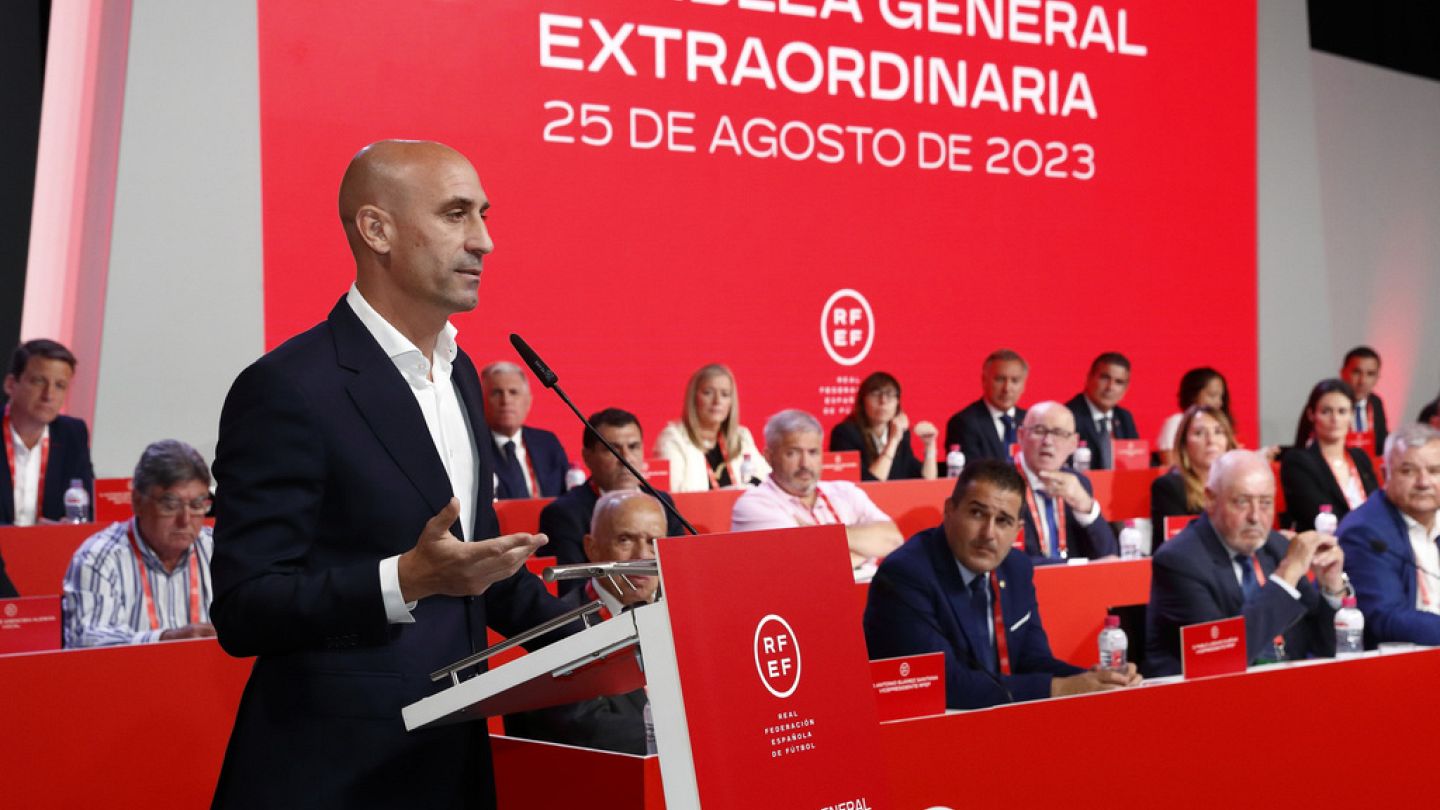 Rubiales sospeso dalla Fifa: non è più presidente della Federcalcio spagnola.  