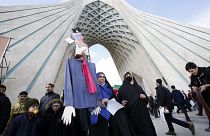 مظاهرات في ميدان أزادي في طهران احتفالا بالذكرى ال44 للثورة الإسلامية في إيران. بتاريخ فبراير 2023