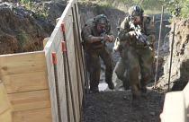 El ejército noruego entrena a soldados ucranianos.