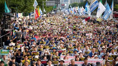 آلاف المتظاهرين في كوريا الجنوبية