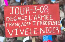Anhänger der Putschisten in Niger fordern Rückzug französischer Kräfte aus dem Land