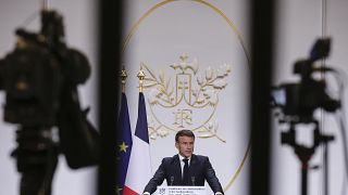 سخنرانی ماکرون در جمع دیپلمات‌ها و سفرای فرانسوی