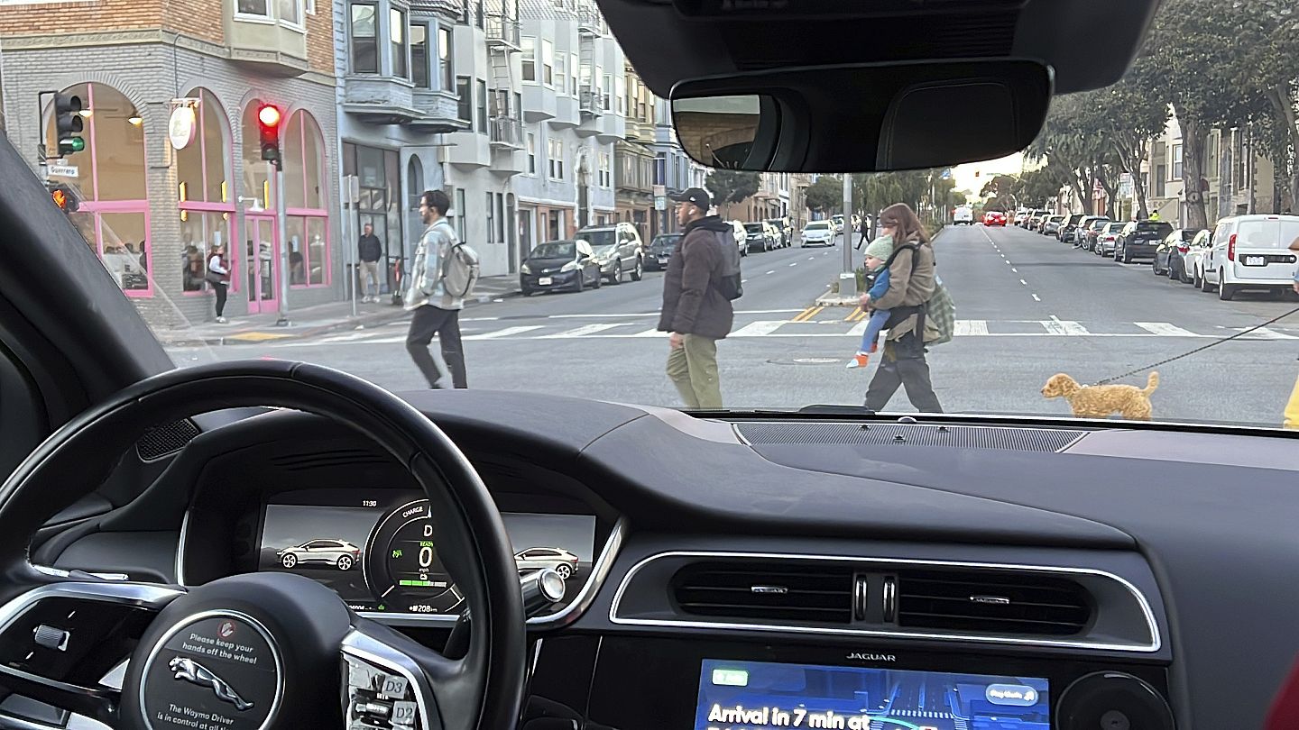 Los coches autónomos revolucionan las calles de San Francisco | Euronews