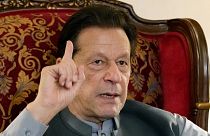 Un tribunal suspende condena por corrupción de Imran Khan, ex primer ministro de Pakistán.
