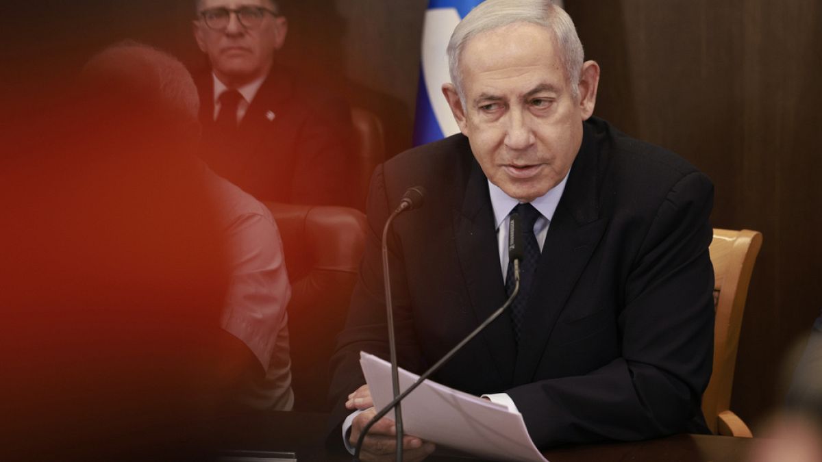 رئيس الوزراء الإسرائيلي بنيامين نتانياهو يترأس الاجتماع الأسبوعي لمجلس الوزراء في مكتبه بالقدس، الأحد، 27 أغسطس 2023