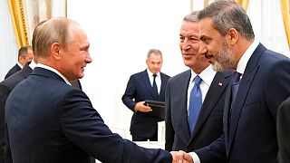 Dışişleri bakanı Hakan Fidan, MİT Müsteşarı olduğu dönemde Rusya Devlet Başkanı Vladimir Putin'le el sıkışırken / Arşiv