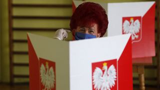 Eine Polin wählt (Aufnahme vom 12. Juli 2020)