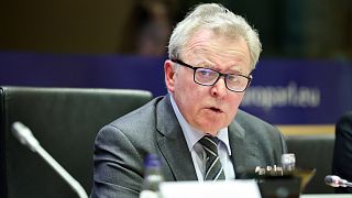 Janusz Wojciechowski, Comisario europeo de Agricultura, declaró ante los eurodiputados que apoyaba la prórroga de las prohibiciones temporales al grano ucraniano.