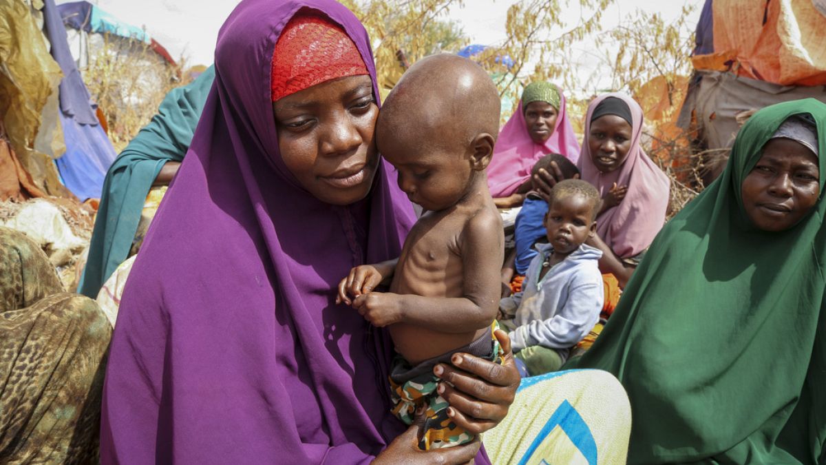 Nunay Mohamed è fuggita dalla regione del Lower Shabelle, in Somalia, colpita dalla siccità, (Giugno 2022)