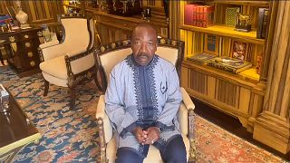 رئيس الغابون المخلوع علي بونغو في مقر إقامته في العاصمة ليبرفيل