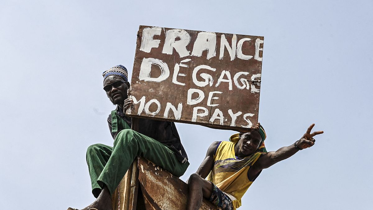مظاهرات ضد الوجود الفرنسي. نيامي-النيجر