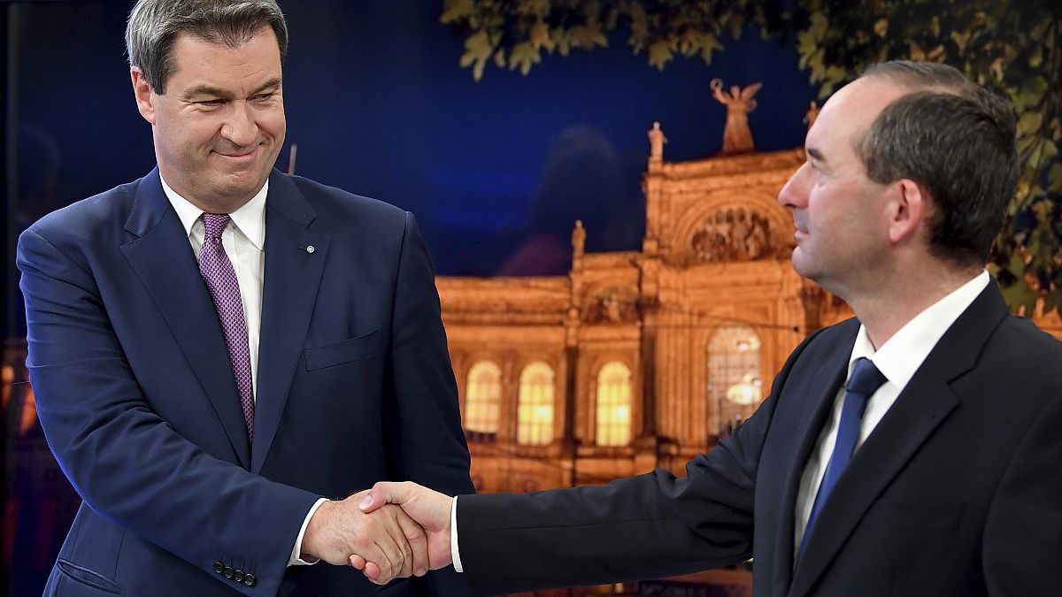 Премьер-министр Баварии Маркус Зёдер и его заместитель Хуберт Айвангер. 2018 год