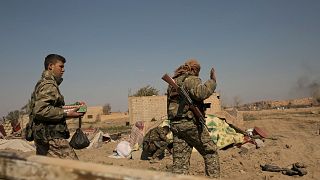 جنگنده‌های نیروهای سوریه دموکراتیک (SDF) تحت حمایت ایالات متحده، دوشنبه ۱۱ مارس ۲۰۱۹ 
