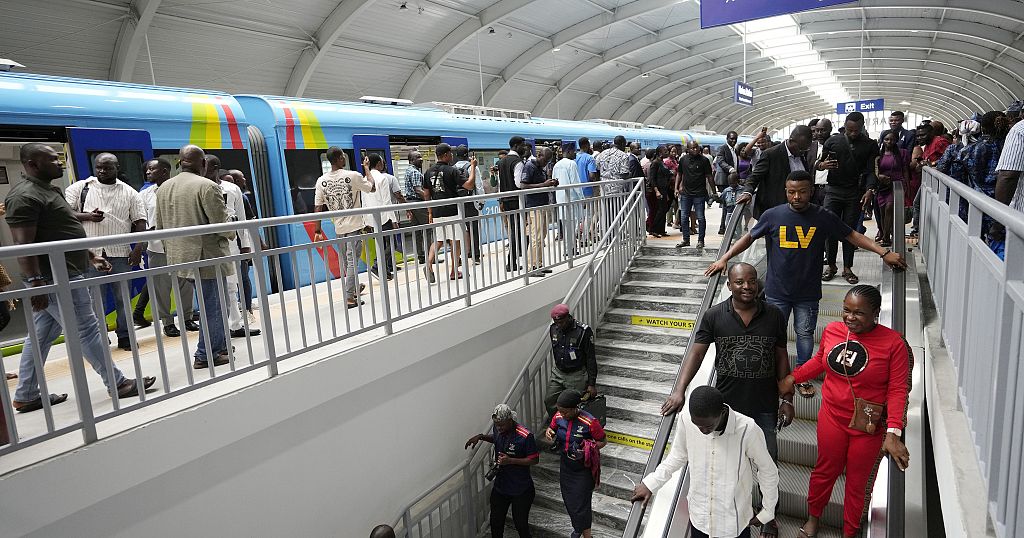 Nigéria : Lagos inaugure son train urbain pour réduire ses bouchons ...