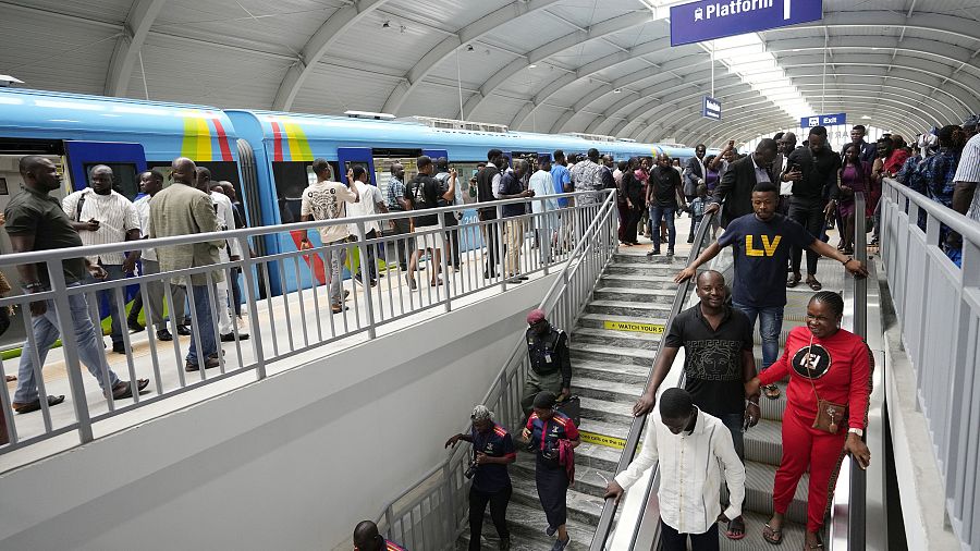 Nigéria : Lagos inaugure son train urbain pour réduire ses bouchons | Africanews