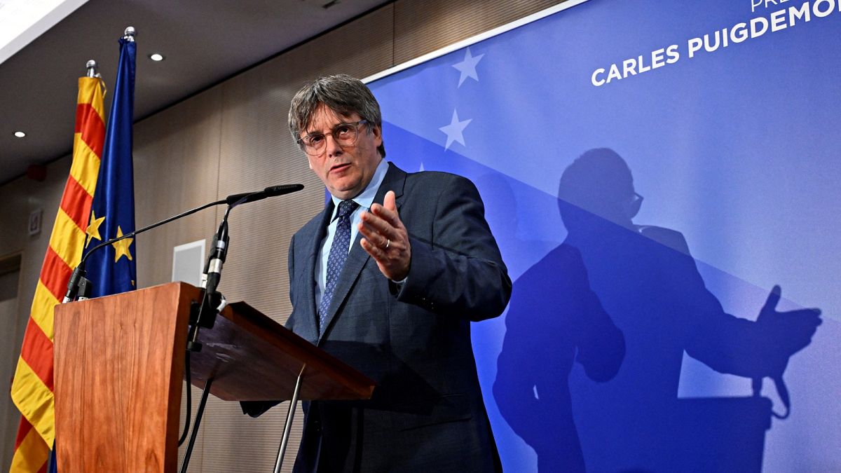 Carles Puigdemont volt katalán elnök Brüsszelben tartott sajtótájékoztatót 2023. szeptember 5-én
