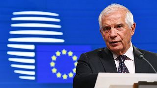 Josep Borrell, chefe da política externa da União Europeia, confirmou na manhã de terça-feira a identidade do cidadão sueco detido no Irão.