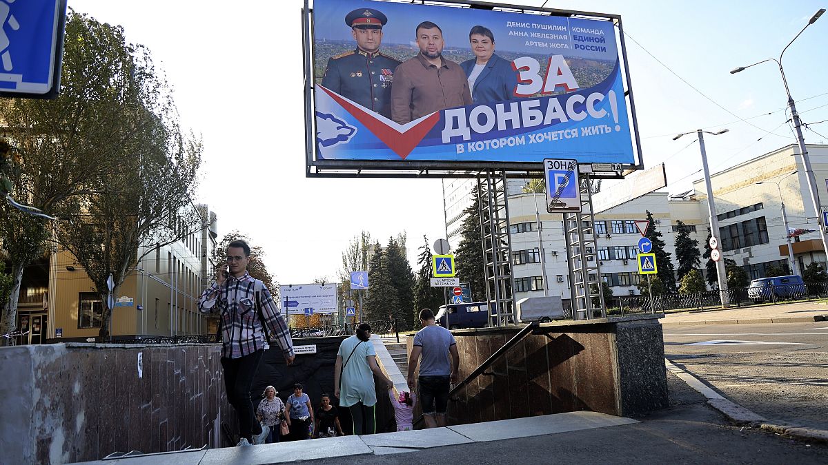 Οι πρόωρες ψηφοφορίες στις κατεχόμενες από τη Ρωσία ουκρανικές περιοχές άρχισαν στα τέλη Αυγούστου