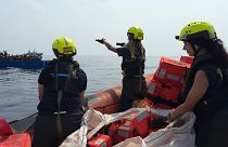 Életmentés a nyílt tengeren: beláthattunk a civil mentőhajók kulisszái mögé