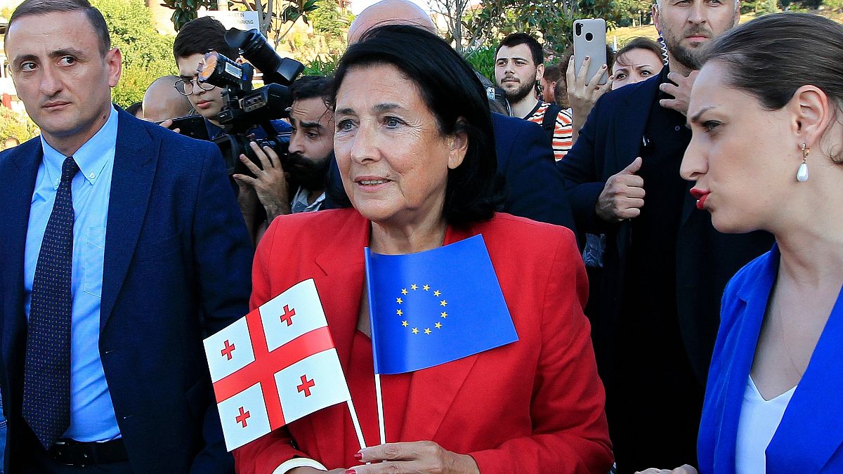Georgiens Präsidentin Salome Surabischwili in der Hauptstadt Tiflis - Juni 2022