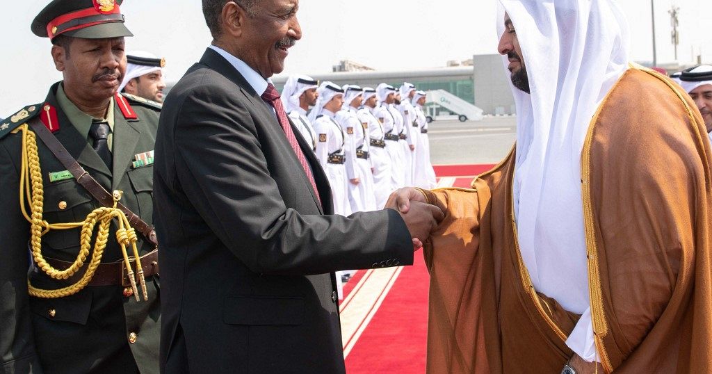 Sudan: Burhan meets Qatar’s emir in Doha, vows transitional path