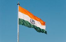 Embora a Índia seja o nome mais comummente utilizado para o país, é frequentemente designada por Bharat e Hindustan pelos funcionários e pelo público em geral.