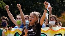 Greta Thunberg, militante suédoise pour le climat, prononce son discours lors d'une manifestation "Fridays for Future" à Milan, Italie, le 1er octobre 2021.