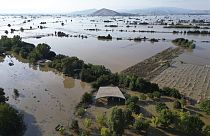 Yunanistan'ın orta kesimlerindeki Karditsa'da köyler sel sularına gömüldü