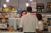 España levantó la última restricción el 28 de julio, por lo que ya no es obligatorio llevar mascarillas en hospitales y farmacias