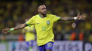 Neymar breaks Pele's Brazil goal-scoring record