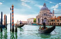 Венеция объявила официальную дату, начиная с которой туристы должны будут предварительно бронировать свое посещение и вносить плату.