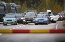 The European Commission has urged member states to prohibit the entrance of cars that carry Russian licence plates.