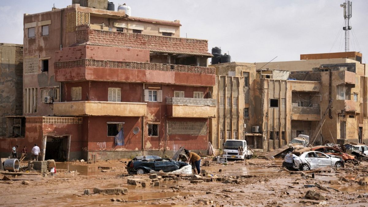 La ville de Derma a été touchée de plein fouet par des pluies dilluviennes, des quartiers entiers ont été dévastés