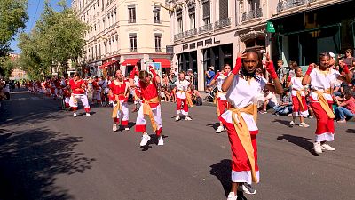 Újra táncosok foglalták el Lyon belvárosát
