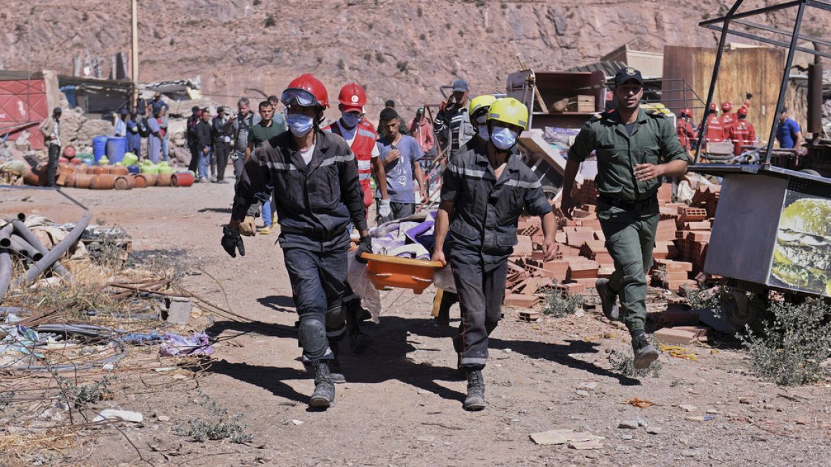 A keresőcsapatok újabb áldozatot találtak a marokkói N'yakoub faluban