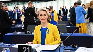 La Presidenta de la Comisión Europea, Ursula von der Leyen, se vistió de amarillo y azul en el discurso sobre el Estado de la Unión del año pasado para mostrar su "inquebrantable" solidaridad con Ucrania.