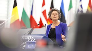 Abgeordnete des Europäischen Parlaments streiten über das Migrationsabkommen der EU mit Tunesien