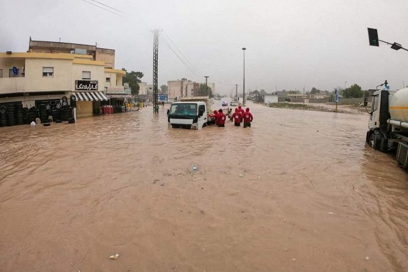 -/AFP الهلال الأحمر الليبي