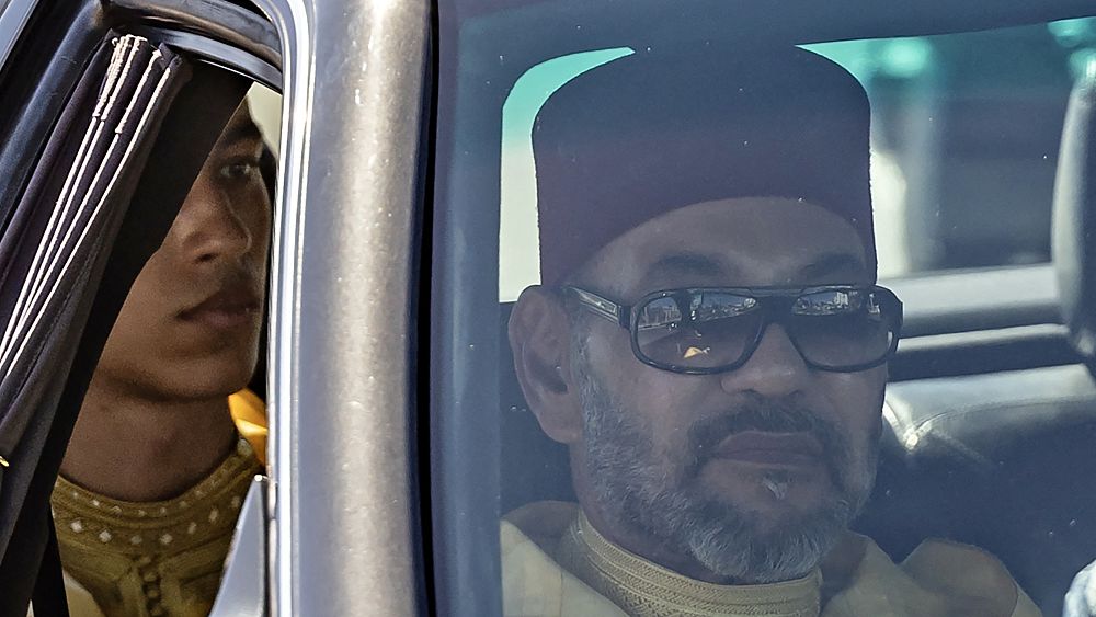 Journal français : Le roi du Maroc fait passer la politique avant l’aide humanitaire